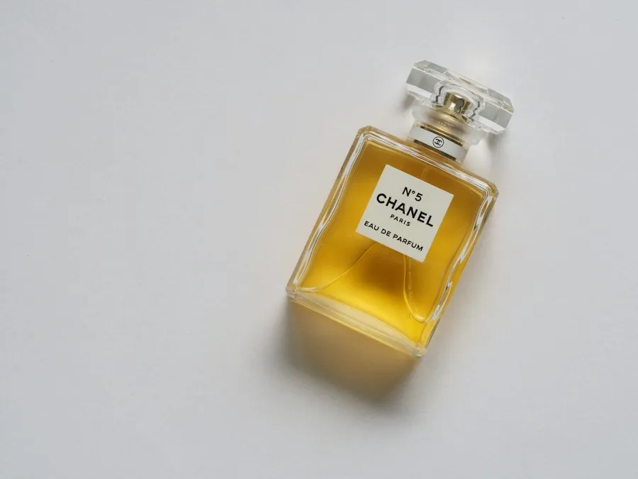 Photo how to choose perfume guide