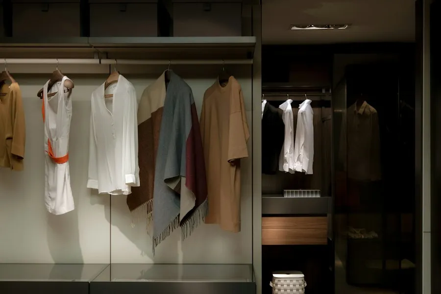 wardrobe organization mistakes